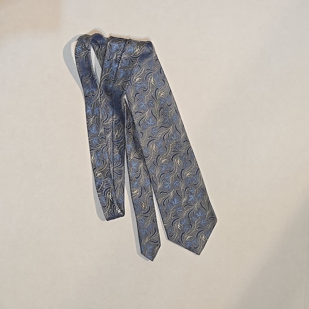 Ermenegildo Zegna Tie‎ Italy 100% Silk Blue Paisley Pattern 58x4 Men's Necktie